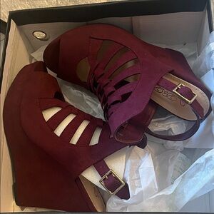 Brand new. Never wore. In box! Elegant Burgundy Women's Wedge Sandals